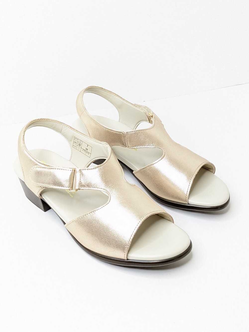 SAS Suntimer Heeled Sandals Metallic Gold Women's 7 Wide